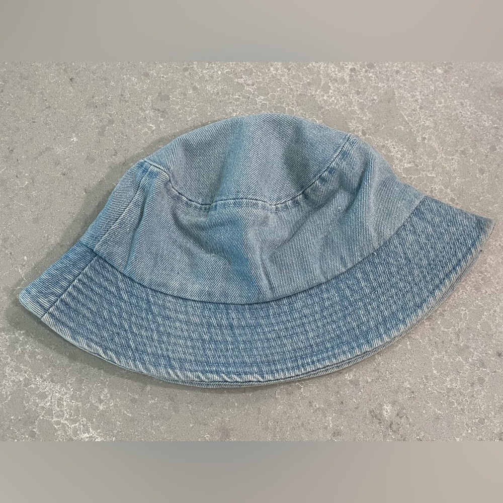 Light Wash Denim Bucket Hat Size O/S